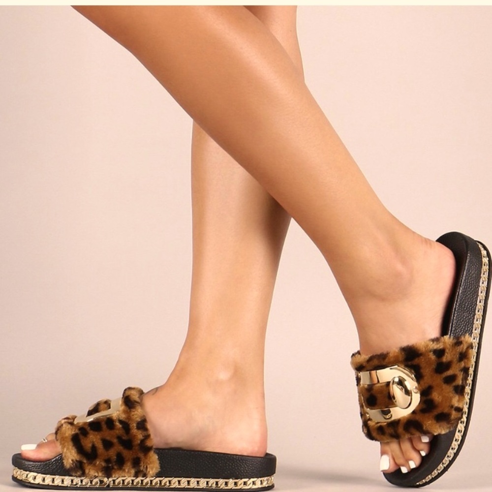 Leopard Fur Slide Sandal size 8 Bamboo